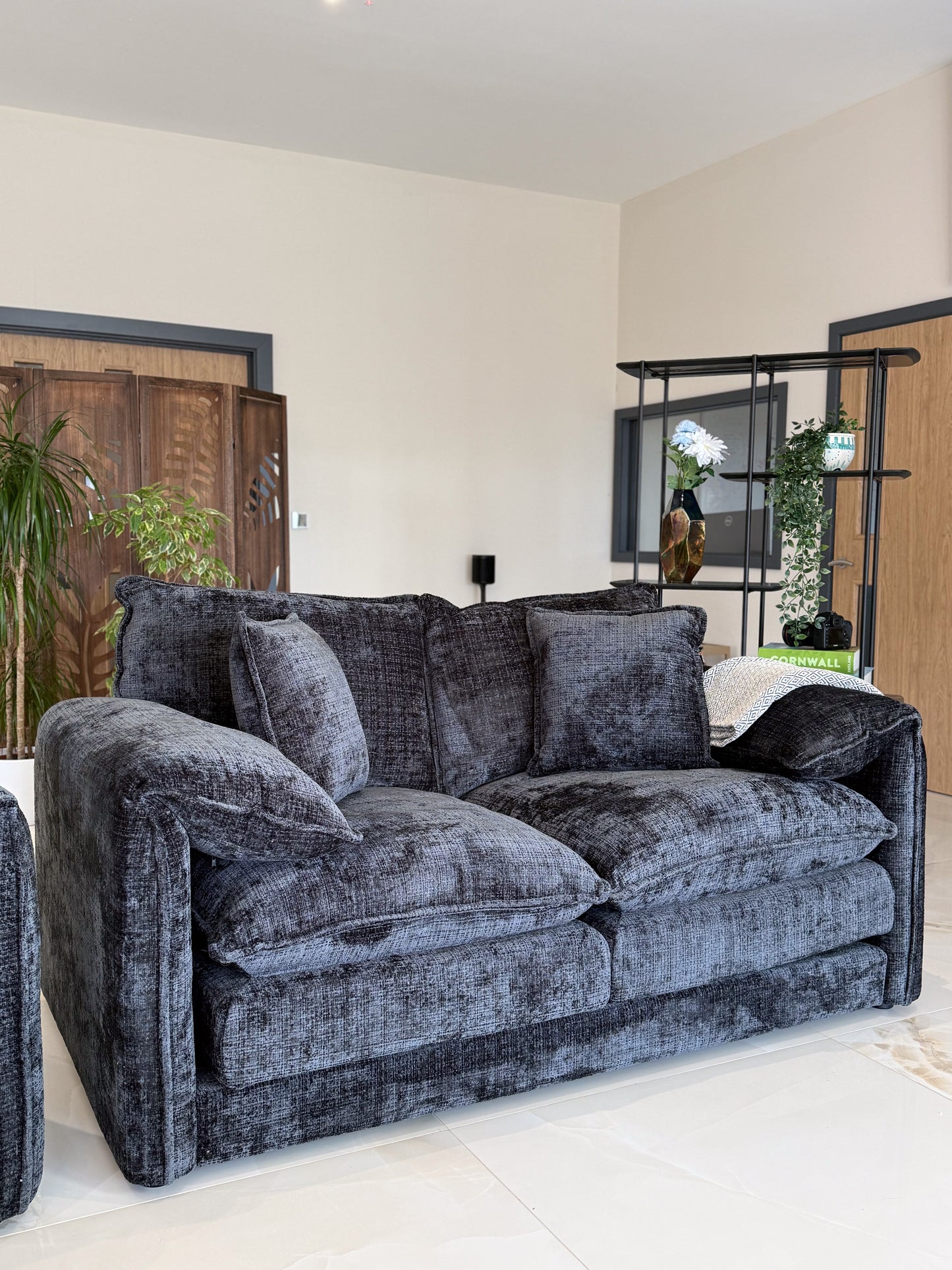 Solaya Sofa Black 2 Seater